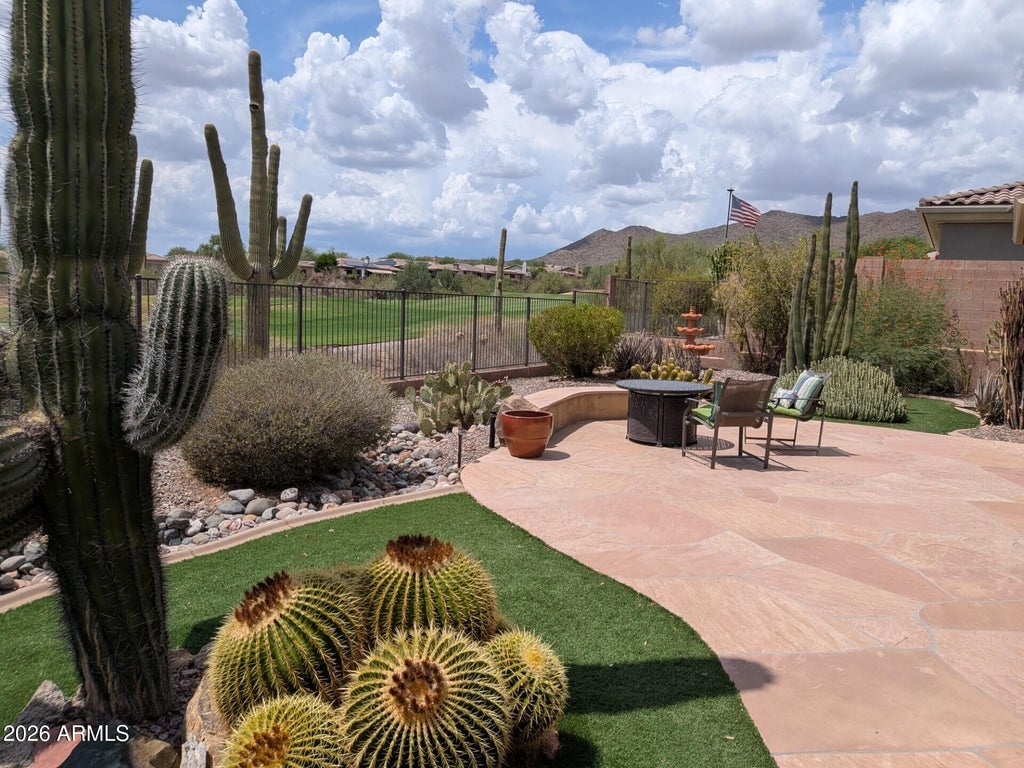 Photo of 41512 N Laurel Valley Way, Anthem, AZ 85086 (MLS # 7065915)