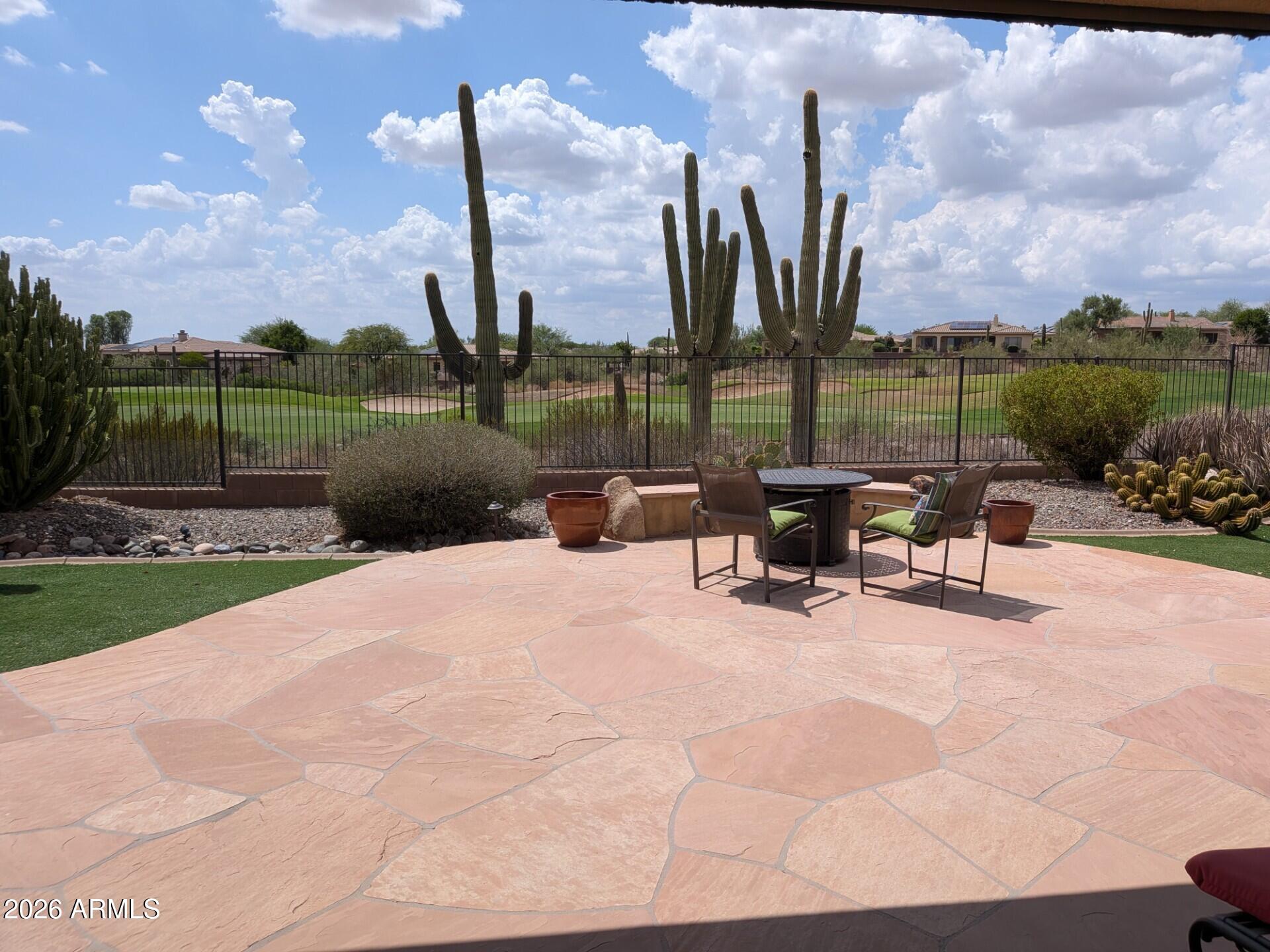 41512 N LAUREL VALLEY Way