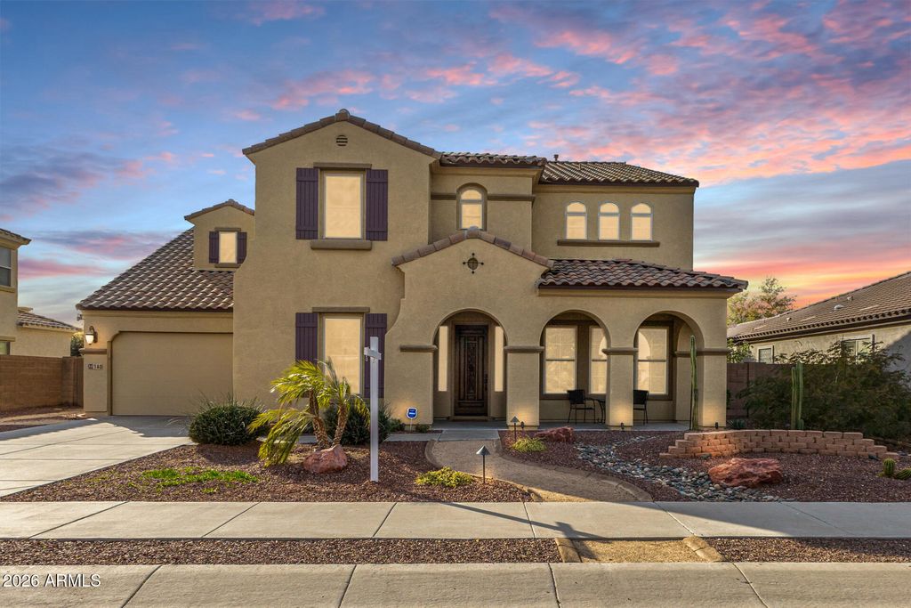 Photo of 140 S 169th Drive, Goodyear, AZ 85338 (MLS # 6976468)