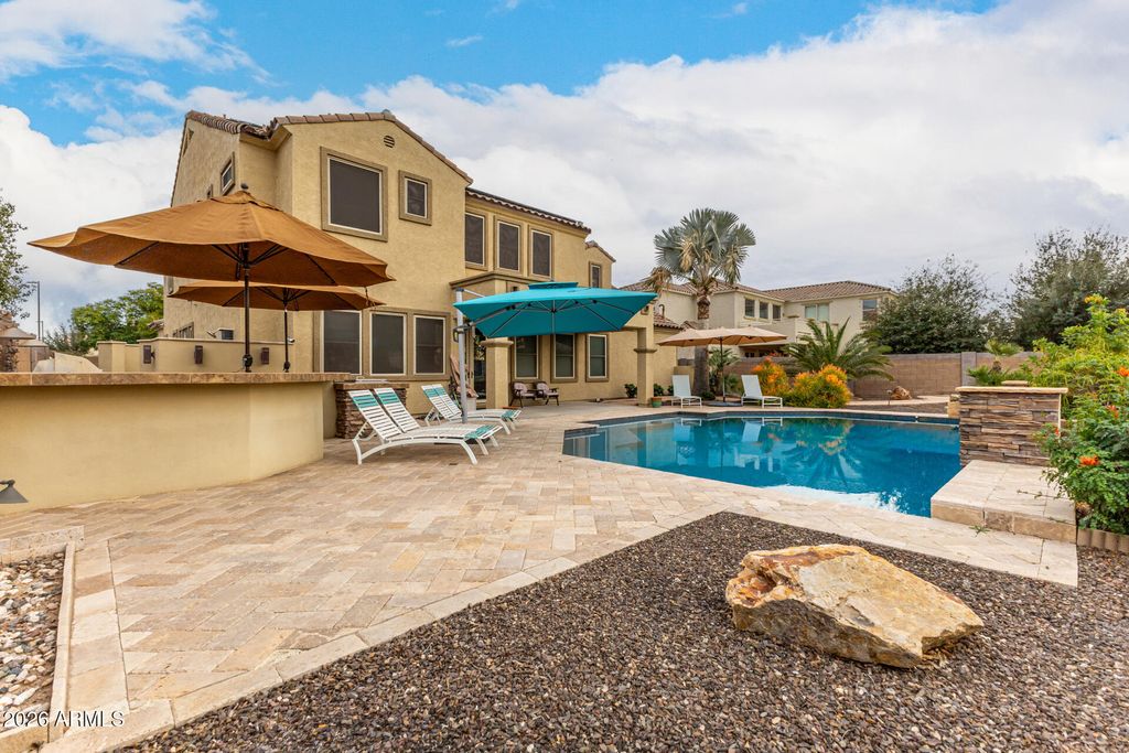 Photo of 140 S 169th Drive, Goodyear, AZ 85338 (MLS # 6976468)