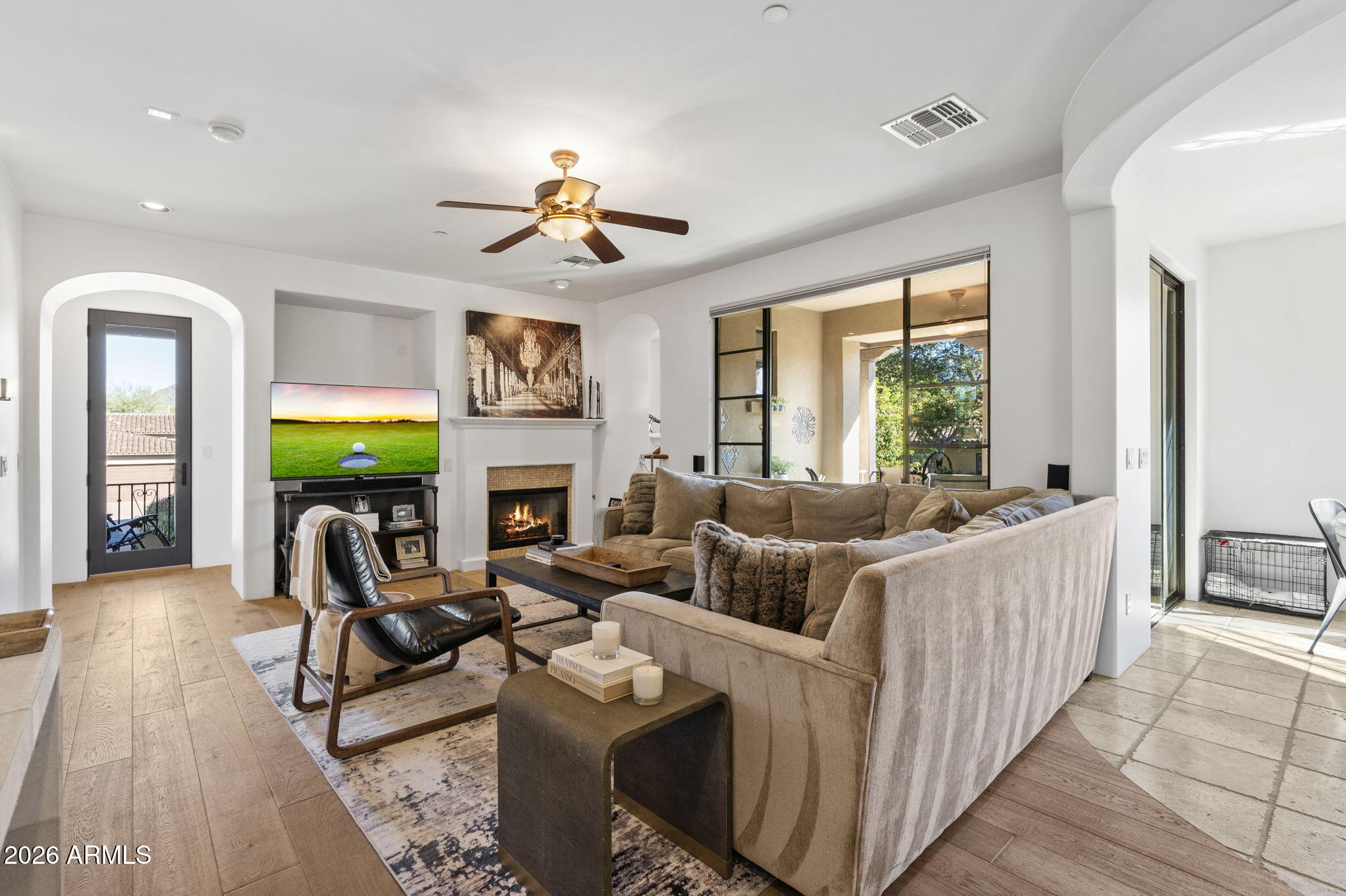 18650 N THOMPSON PEAK -- 2063