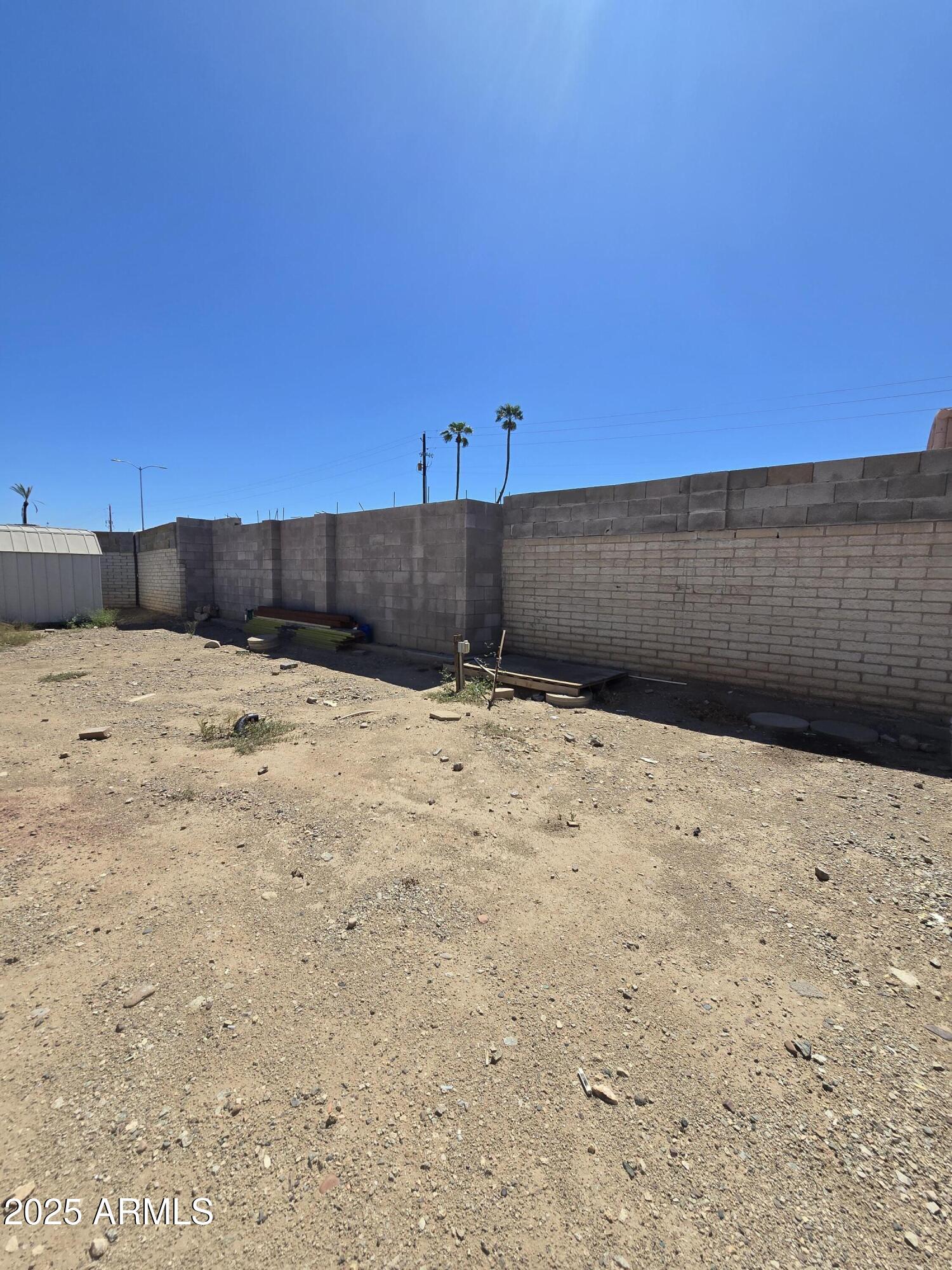 4329 E DARROW Street