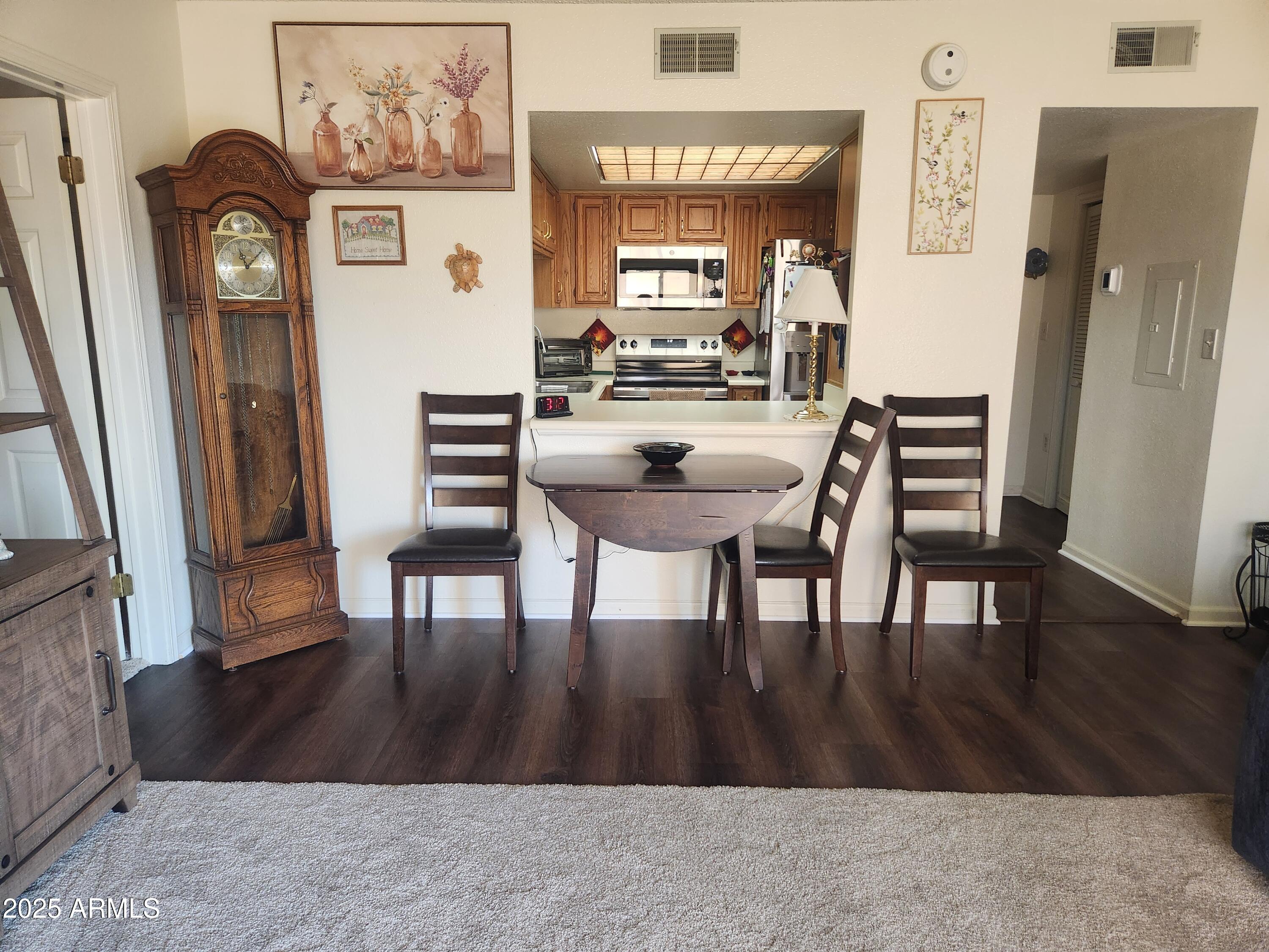 10330 W THUNDERBIRD Boulevard B110