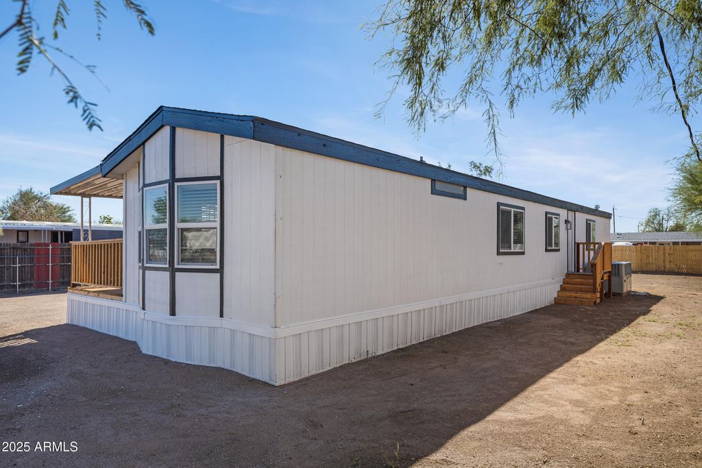 Photo of 1644 N Desert View Drive N, Apache Junction, AZ 85120 (MLS # 6927760)