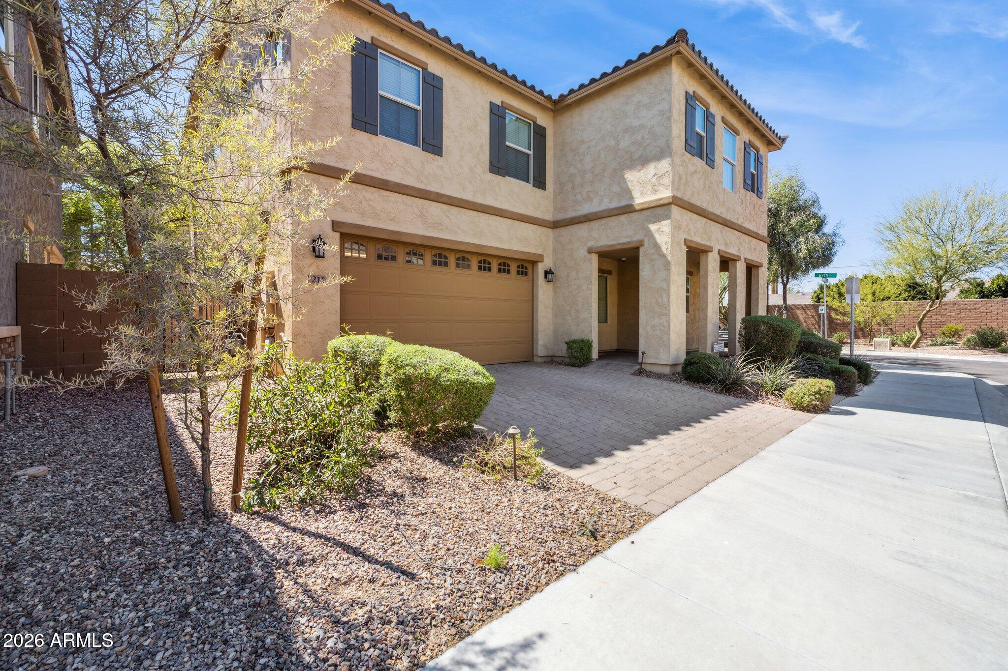 211 E BRINLEY Drive