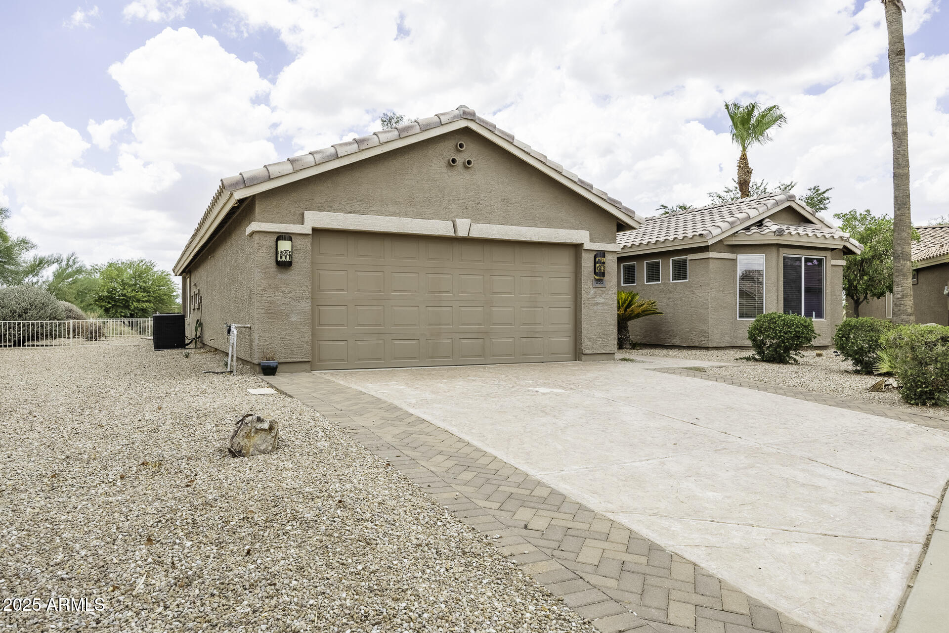255 N SAN JUAN Trail