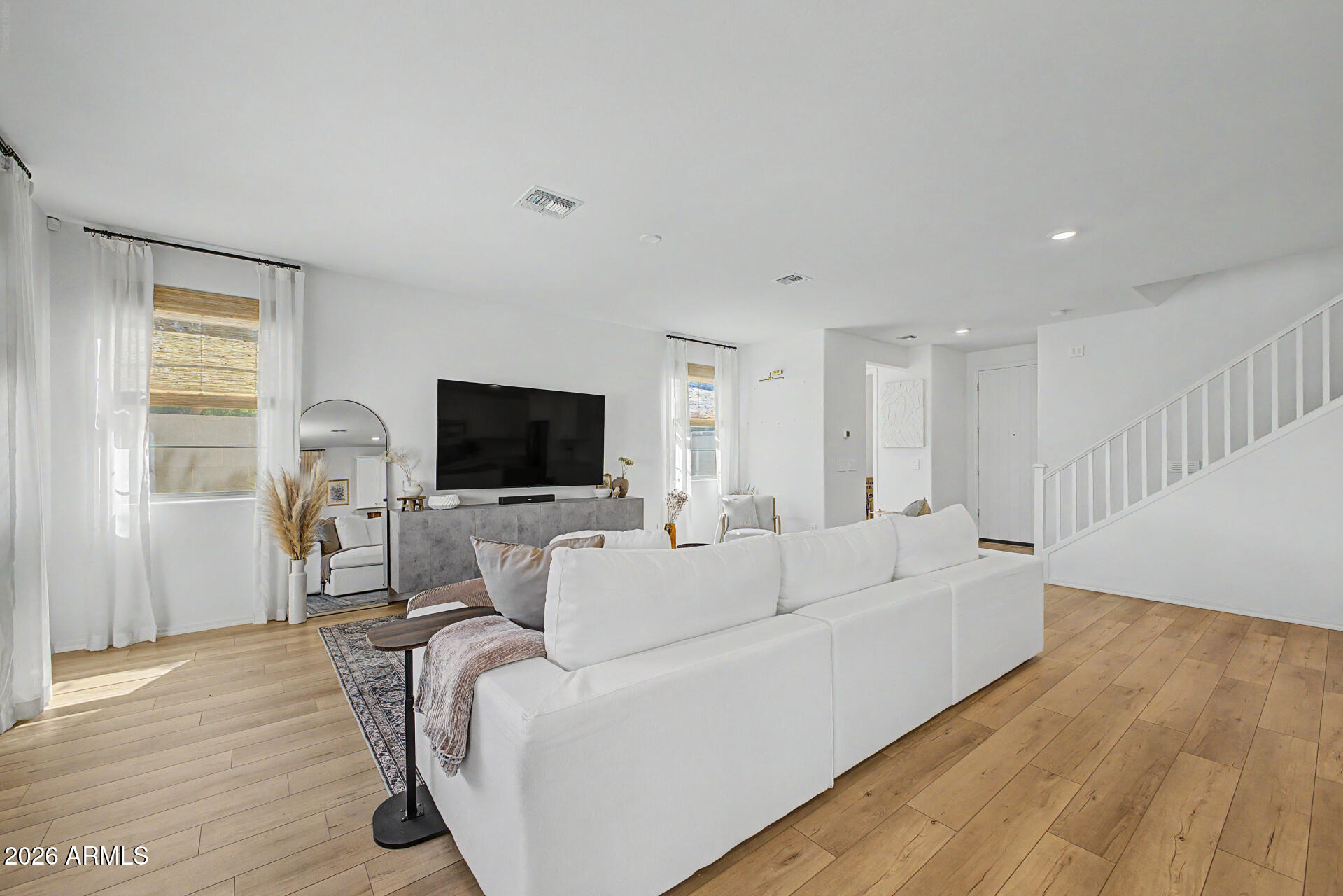 10034 E TAHOE Avenue