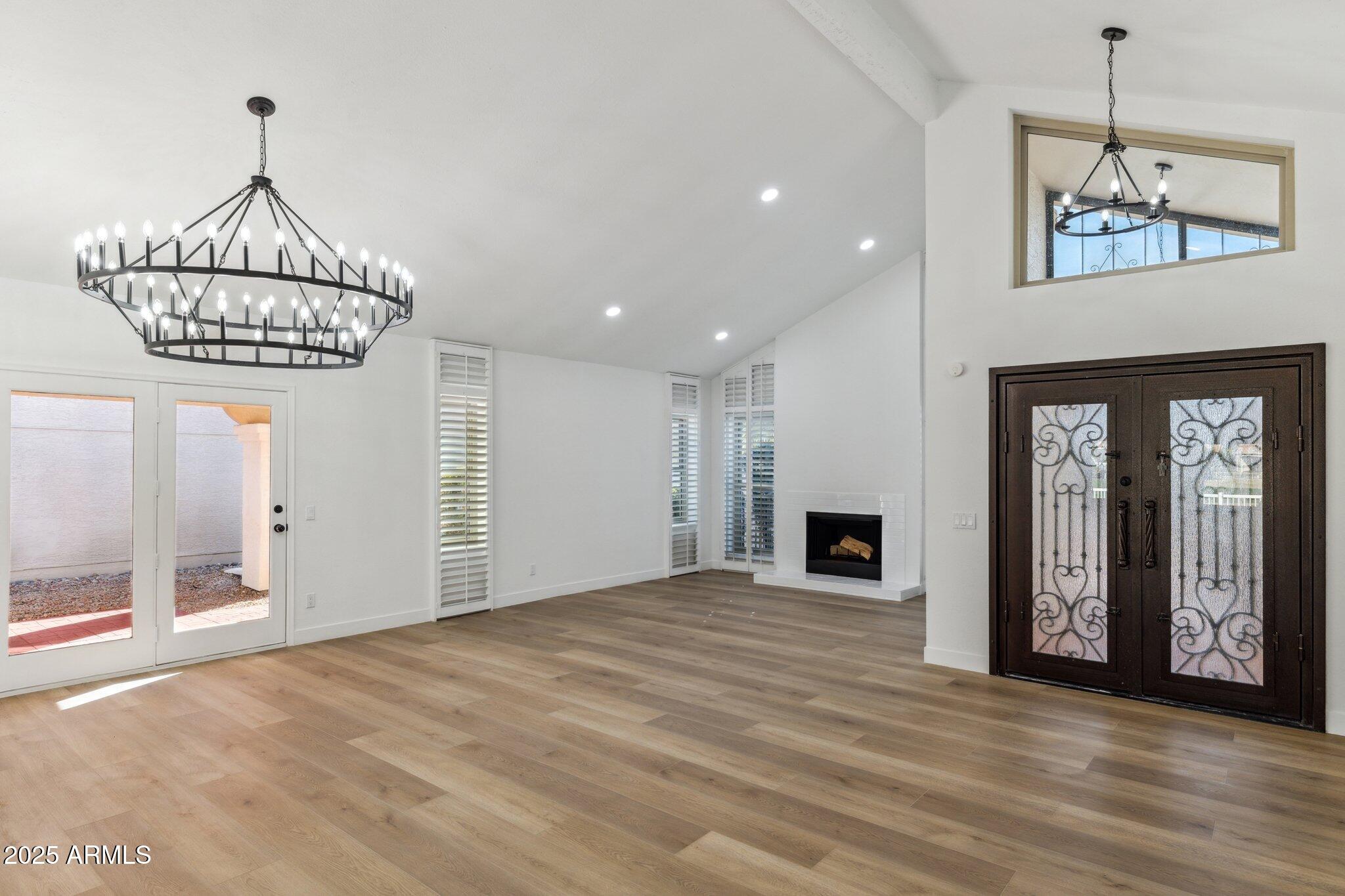10846 E NAVAJO Drive