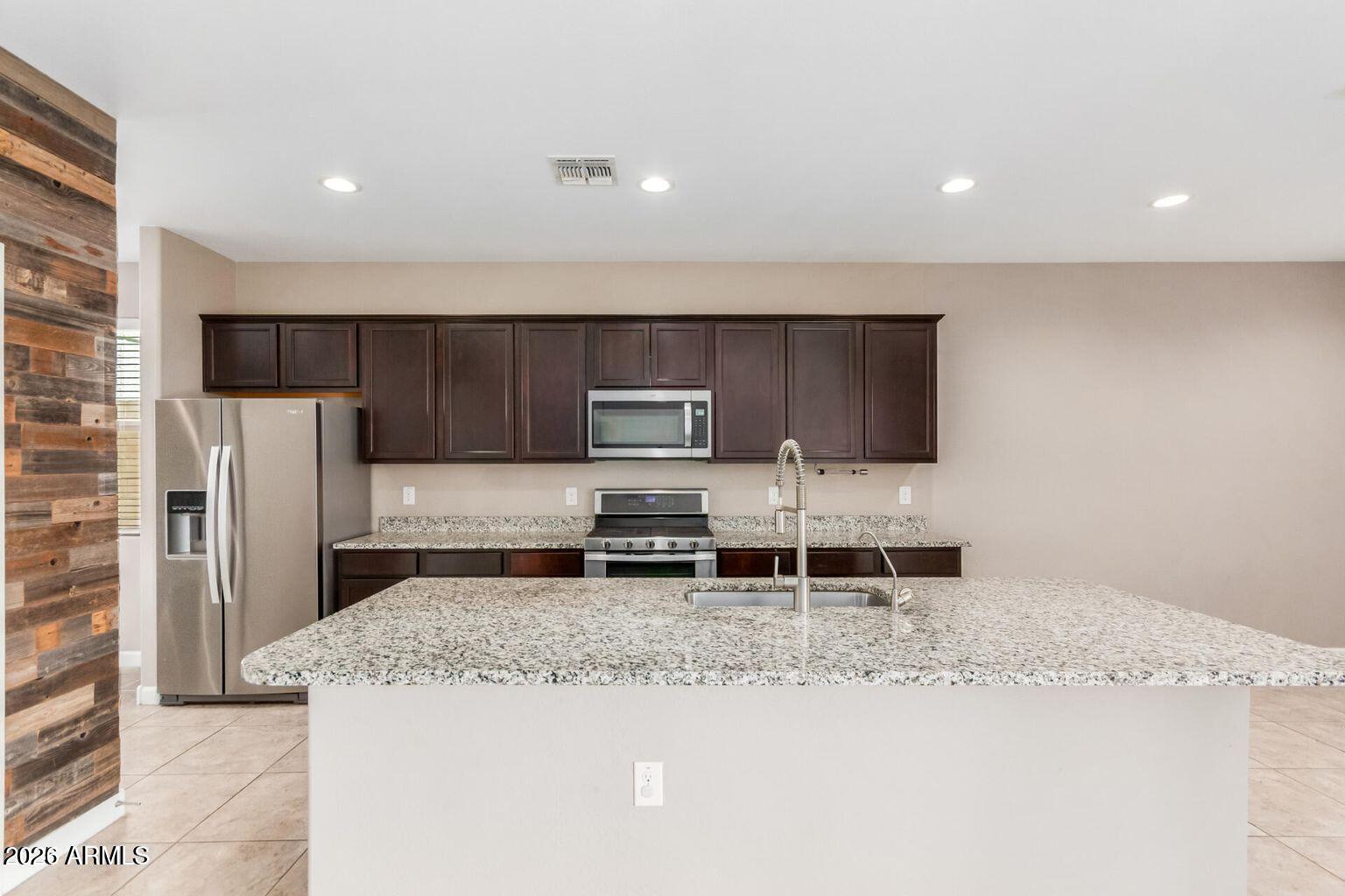 29539 W WHITTON Avenue