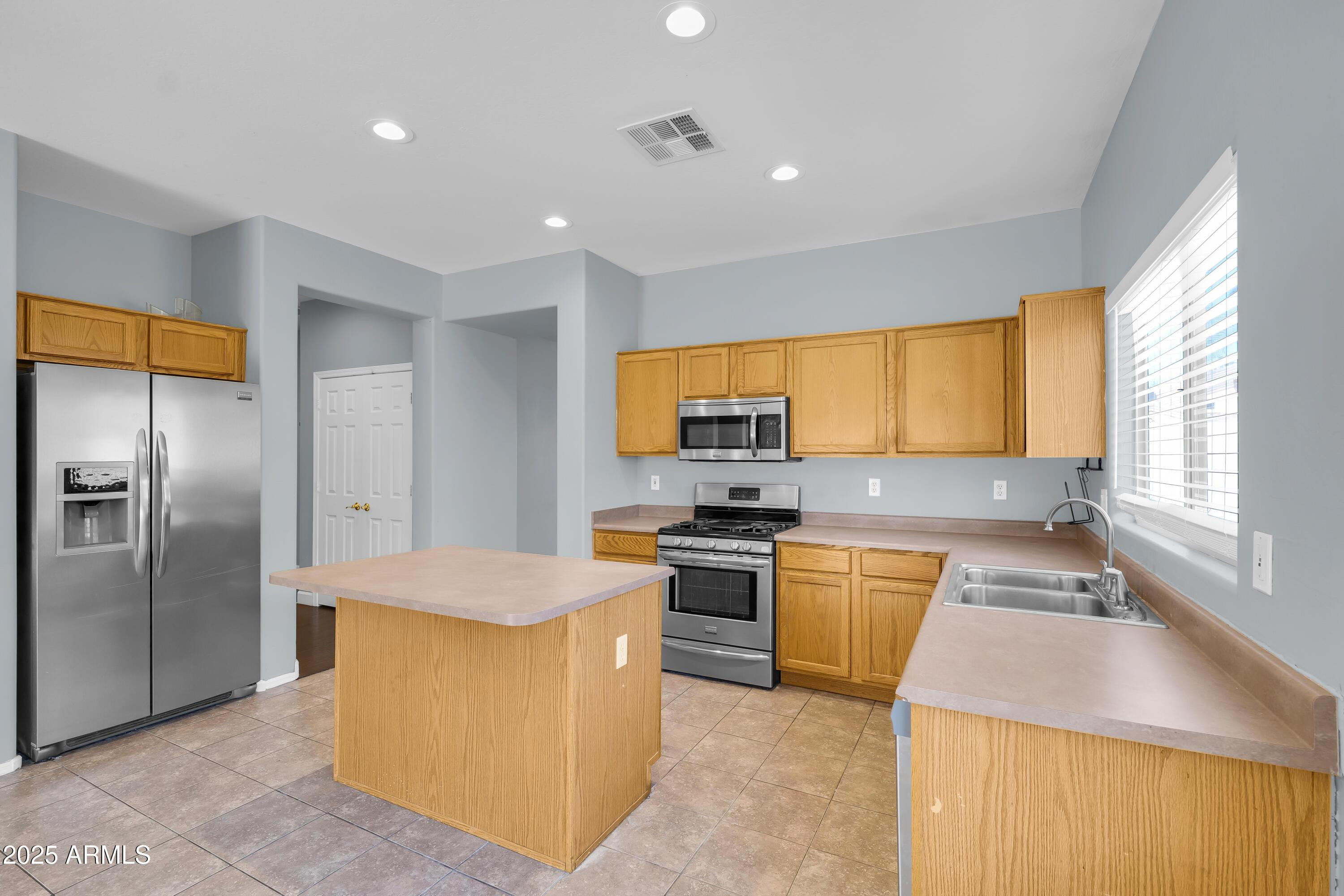 2057 E Riviera Drive