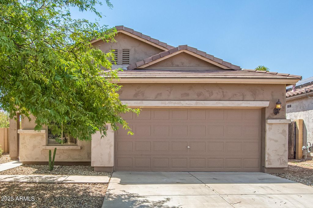 Photo of 19365 W Monroe Street, Buckeye, AZ 85326 (MLS # 6920665)