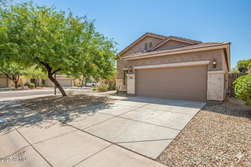 Photo of 19365 W Monroe Street, Buckeye, AZ 85326 (MLS # 6920665)