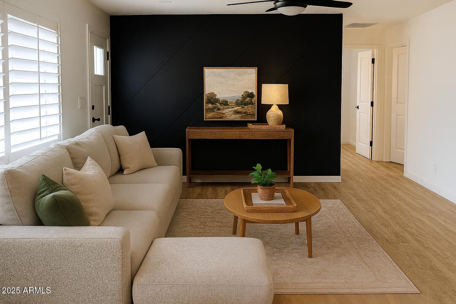 2917 E PINCHOT Avenue