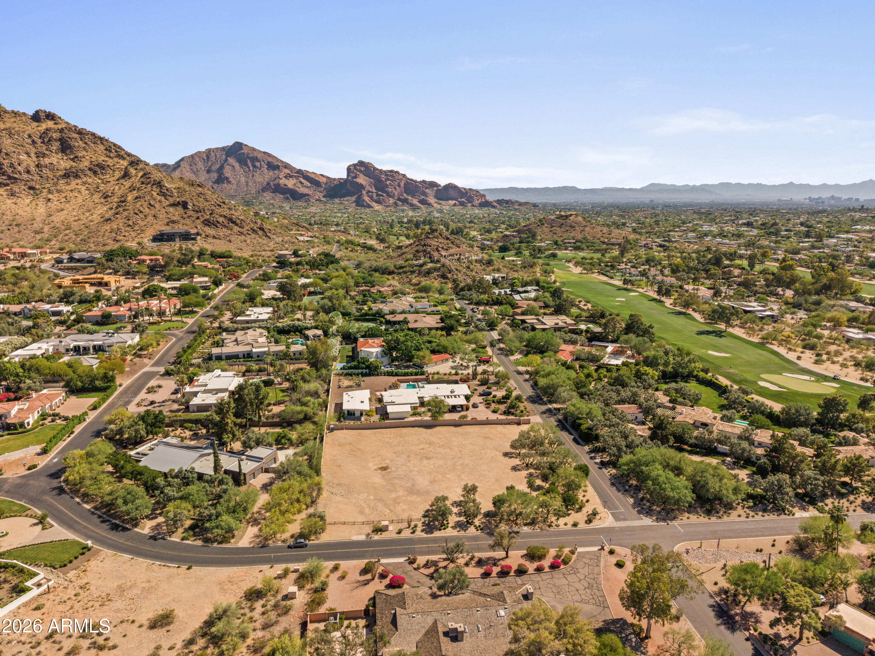 5125 E ROADRUNNER Road 73