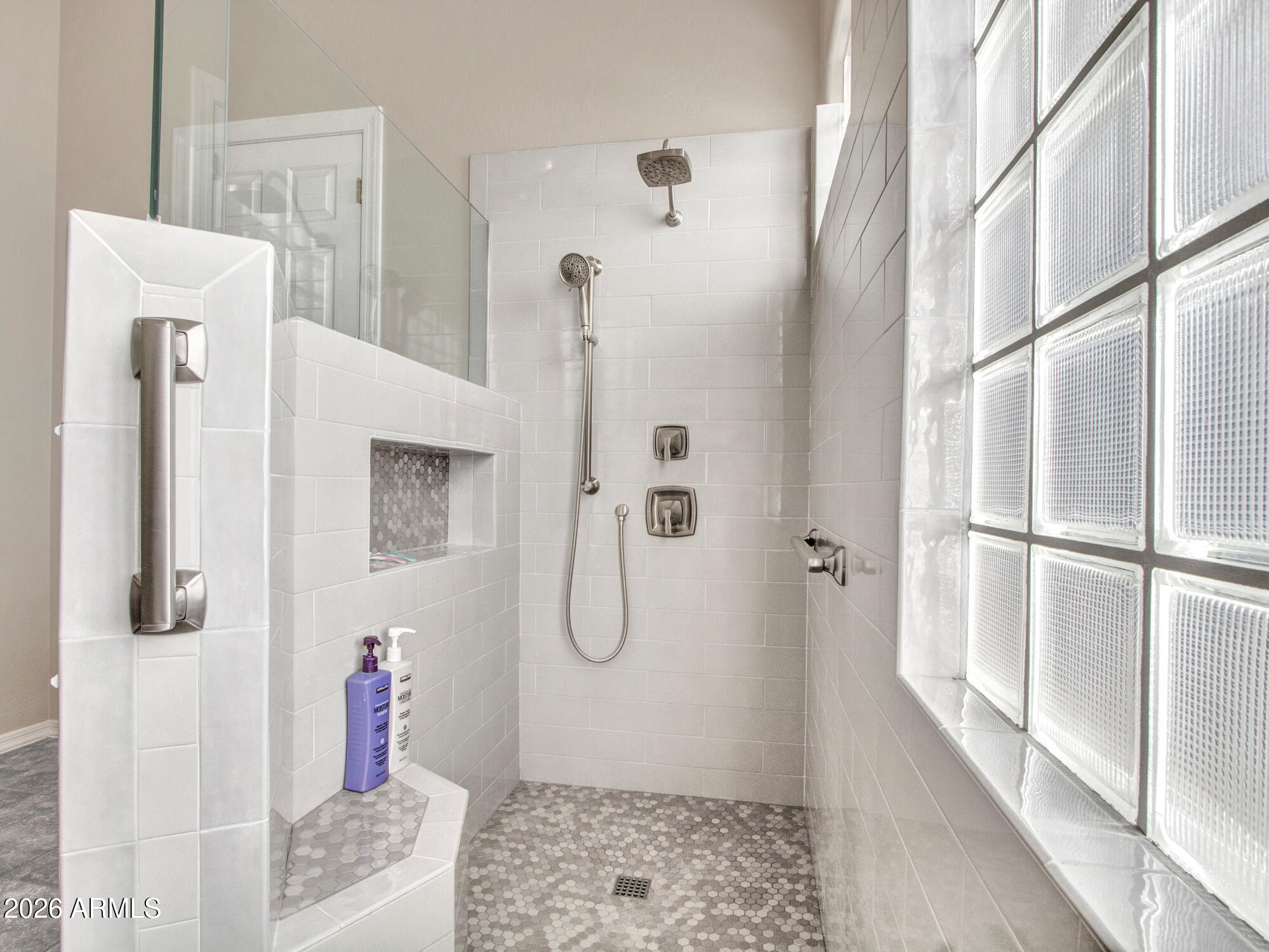 ANTHEM COUNTRY CLUB - Residential
