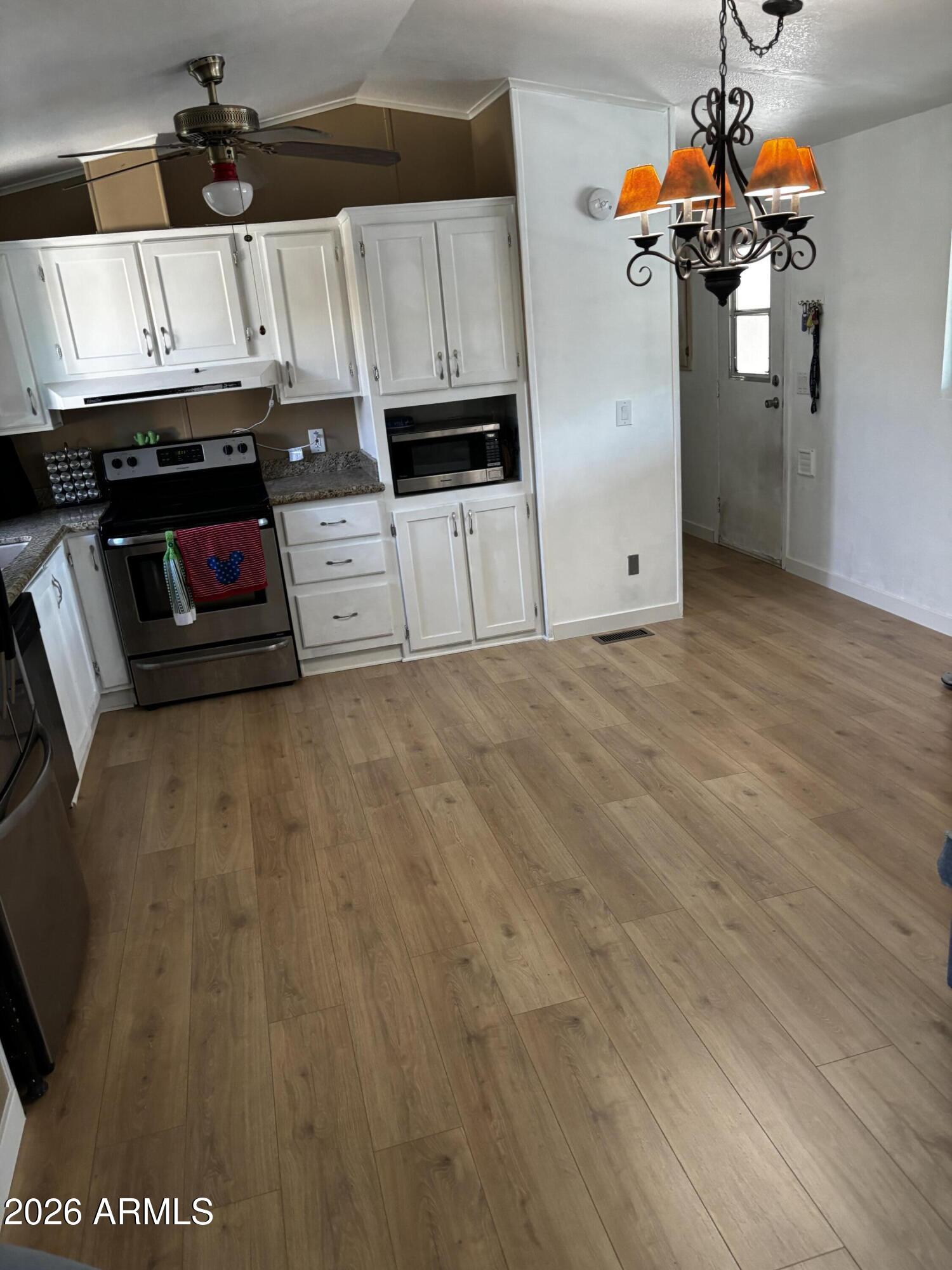 3901 E Pinnacle Peak Road 203