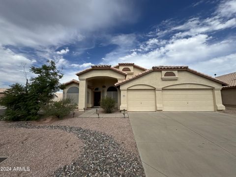 Single Family Residence in Glendale AZ 9929 58TH Drive.jpg