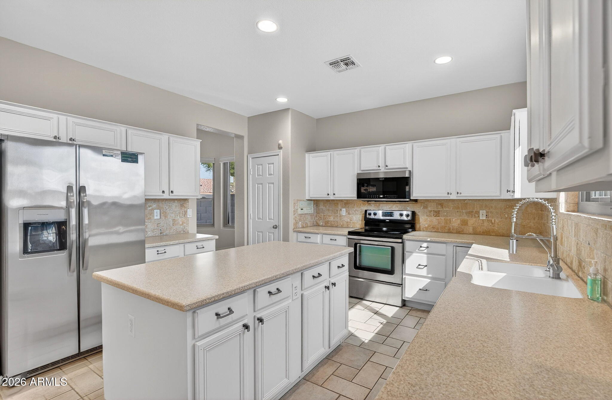 3367 W VIA DEL SOL Drive