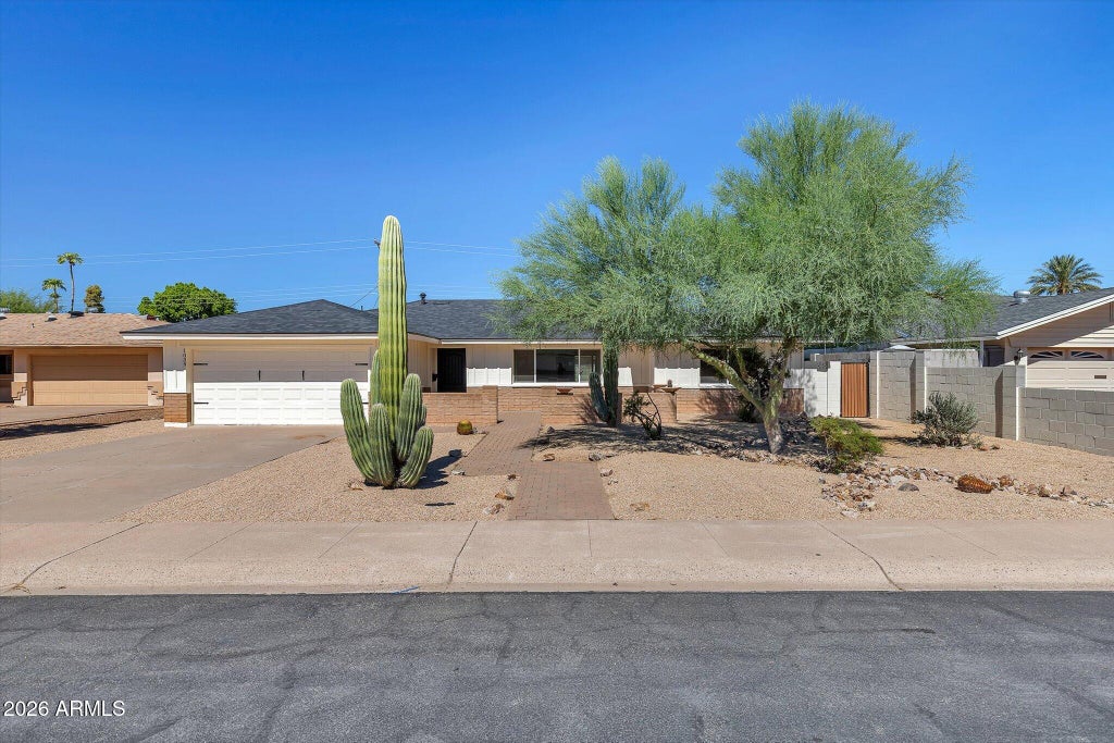 Photo of 1034 E Hermosa Drive, Tempe, AZ 85282 (MLS # 7088604)