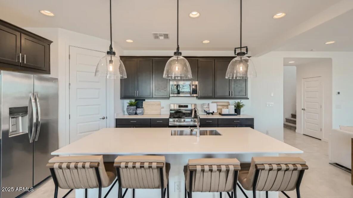 8261 E PETERSON Avenue