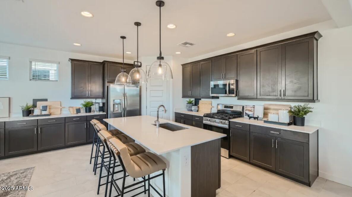 8261 E PETERSON Avenue