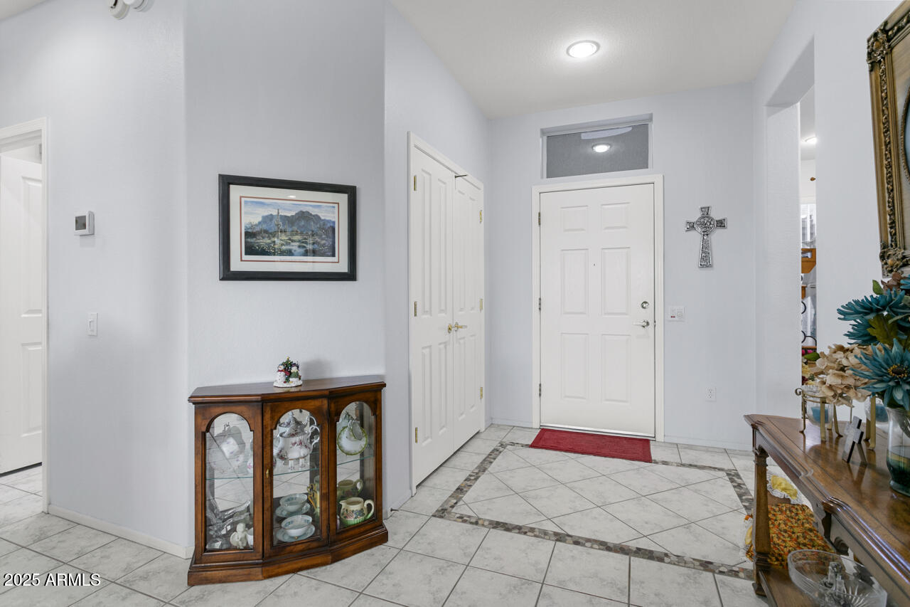 15871 W MILL VALLEY Lane