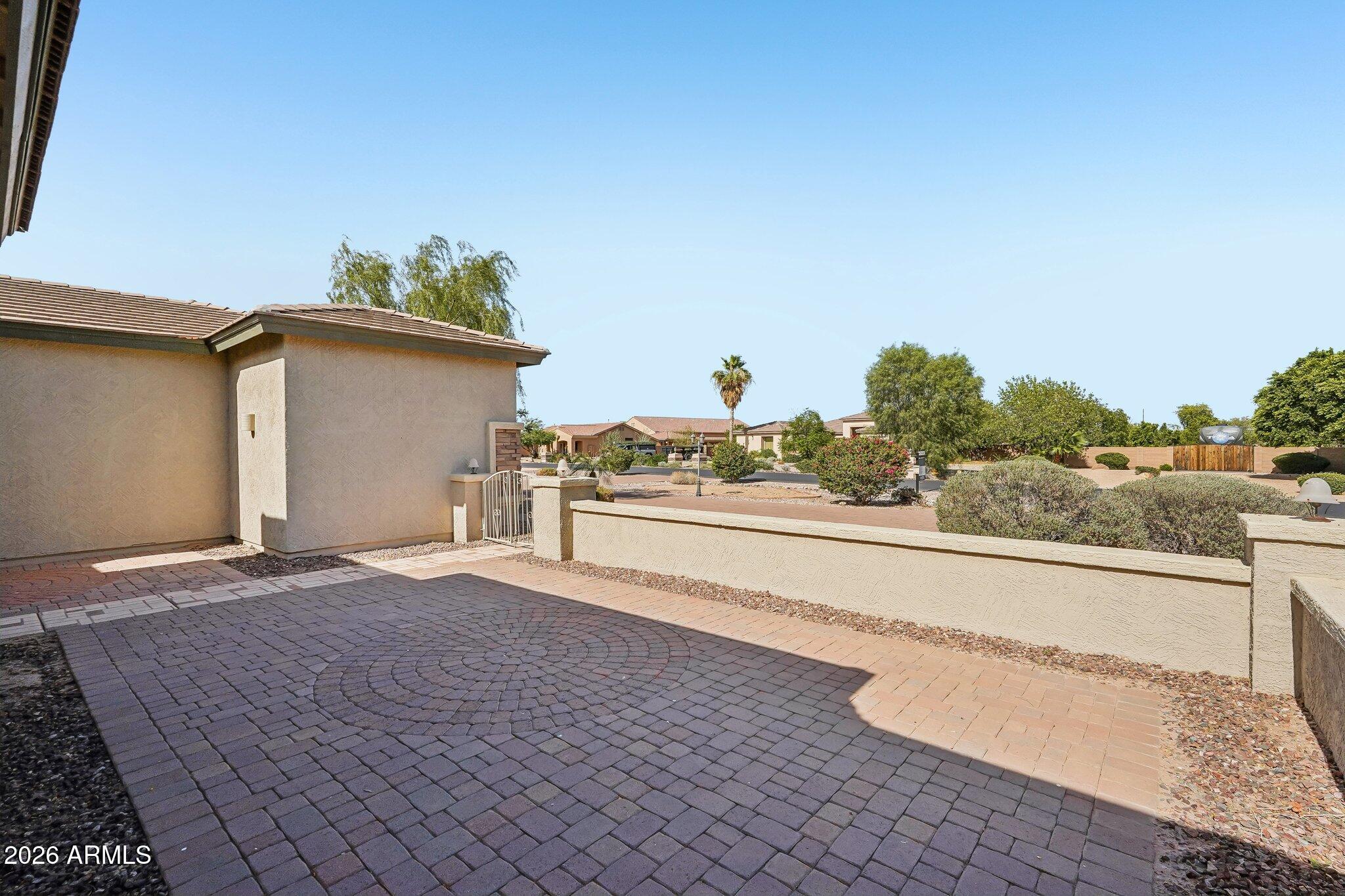 3518 N MANSFIELD Drive