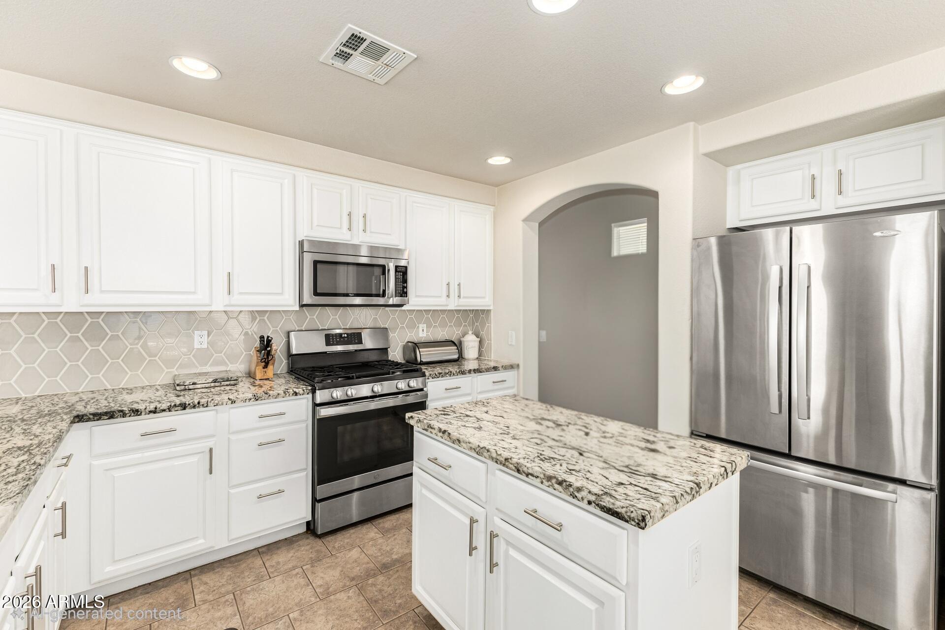 2381 E AUGUSTA Avenue