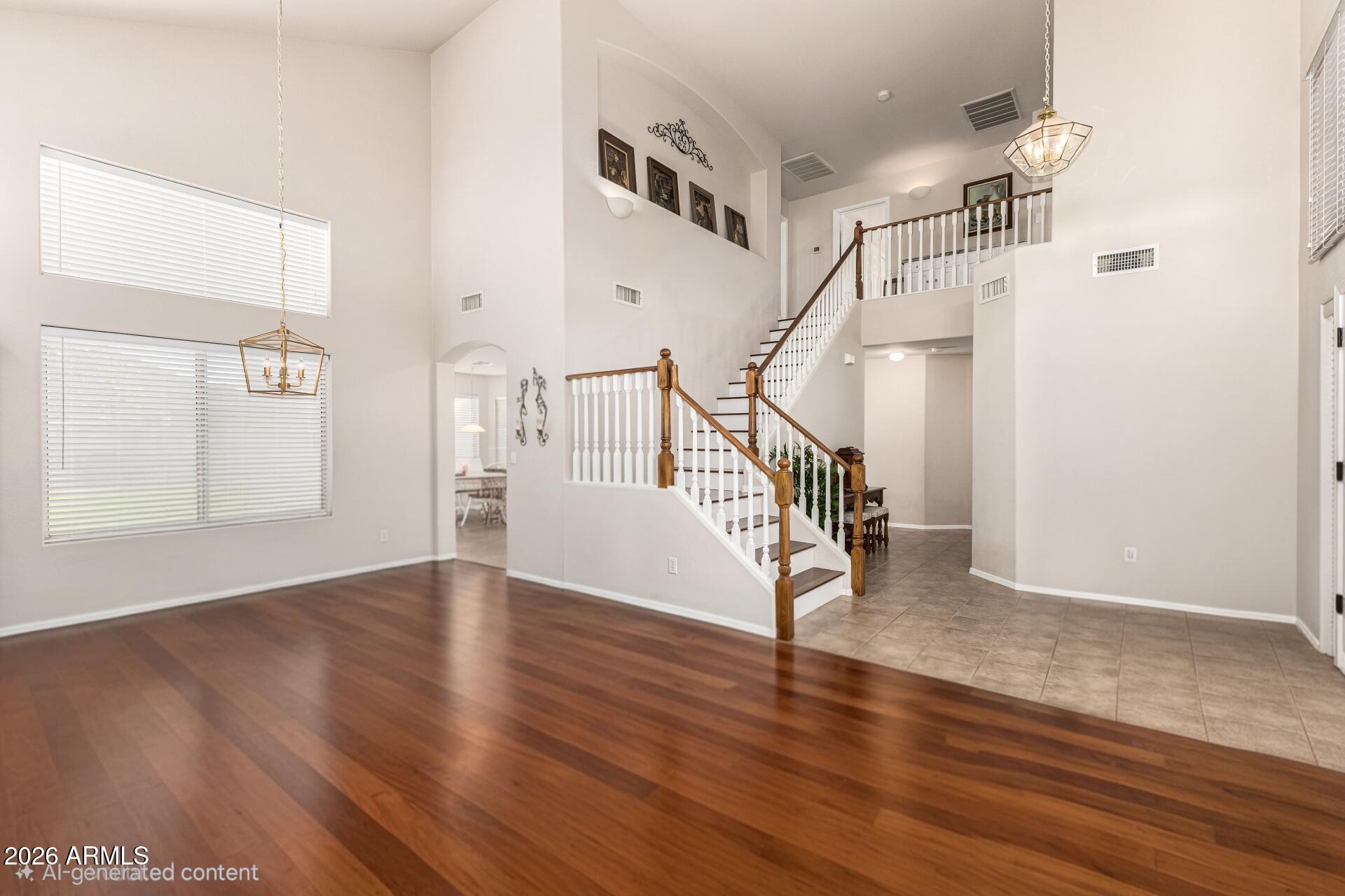 2381 E AUGUSTA Avenue