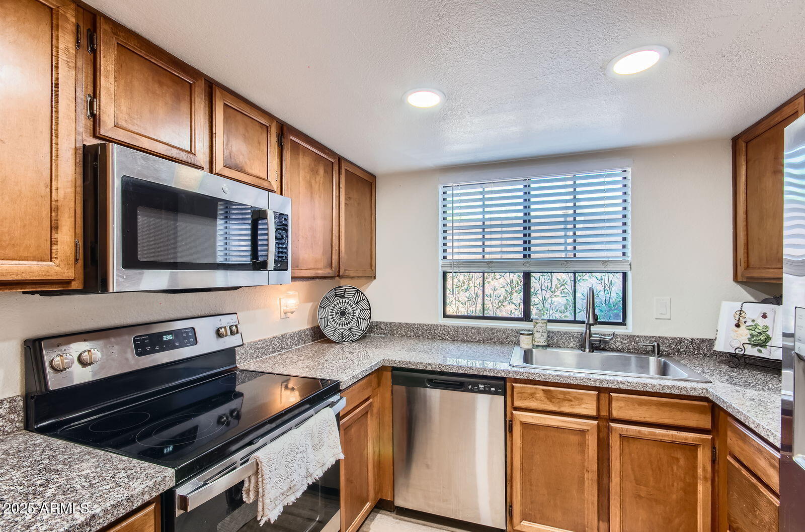 Tempe, Arizona 85288, United States, 1 Bedroom Bedrooms, ,1 BathroomBathrooms,Residential,Active,161623