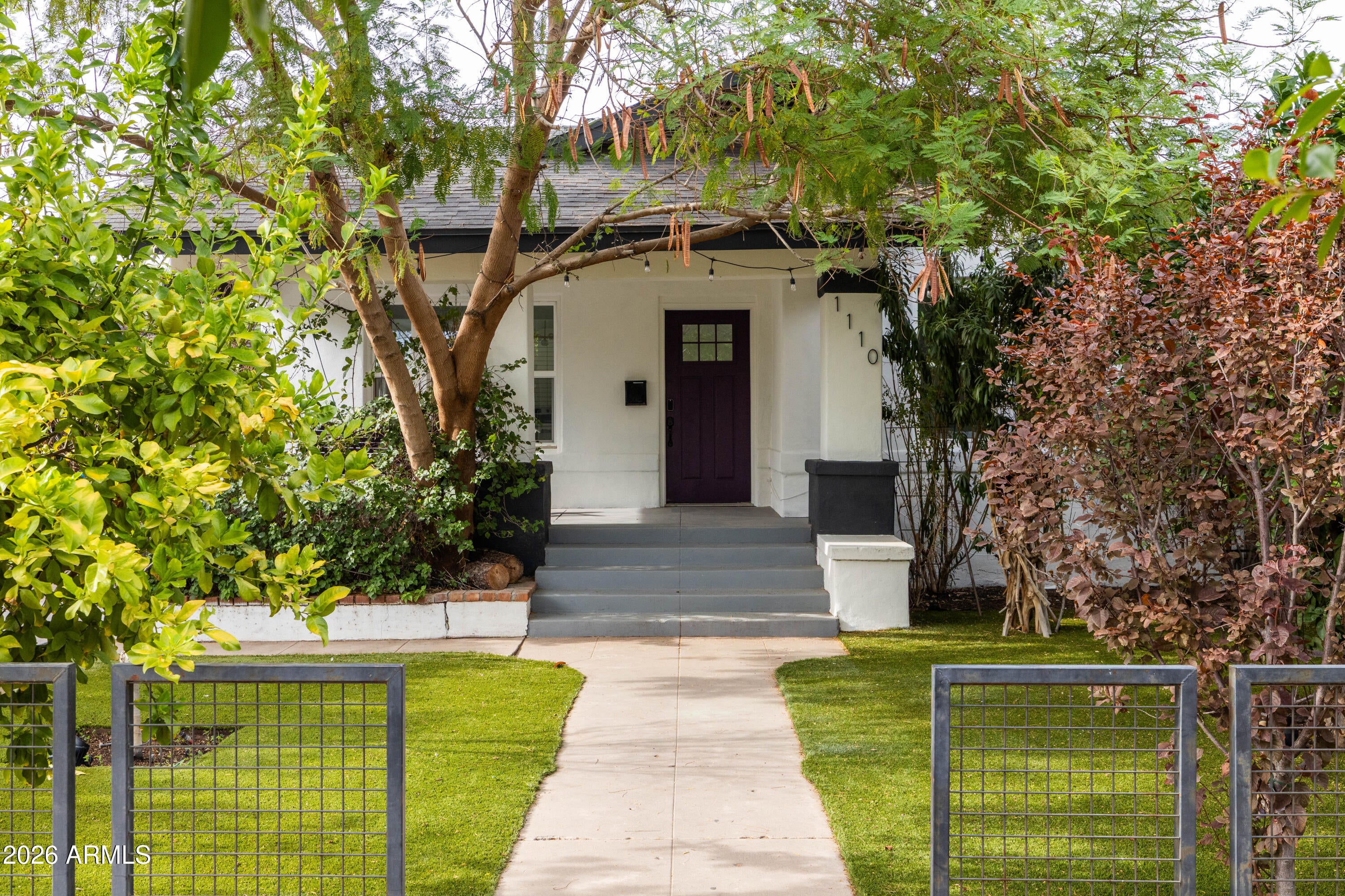 1110 E MCKINLEY Street