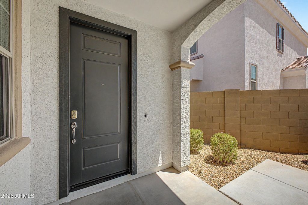 Photo of 3834 E Branham Lane, Phoenix, AZ 85042 (MLS # 7028793)