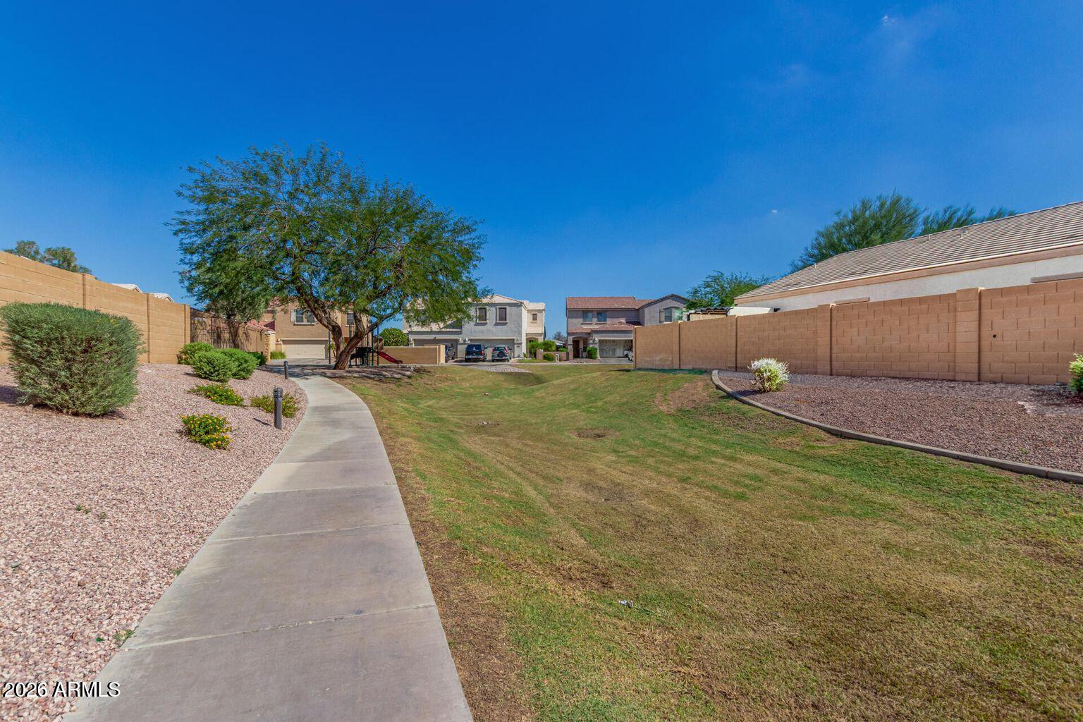 TOWNSEND SQUARE - Residential