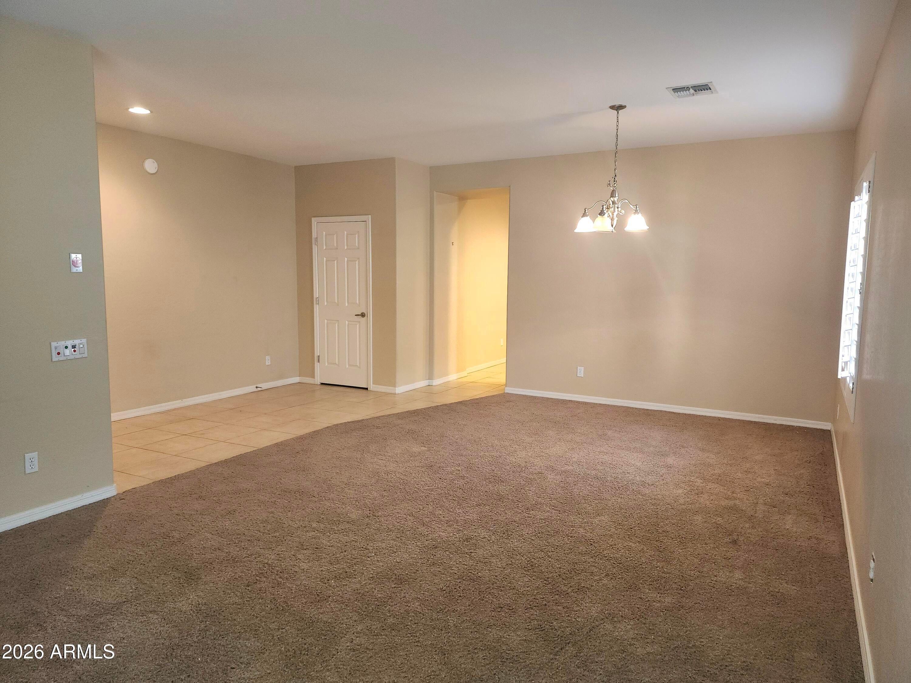 5205 W MOLLY Lane