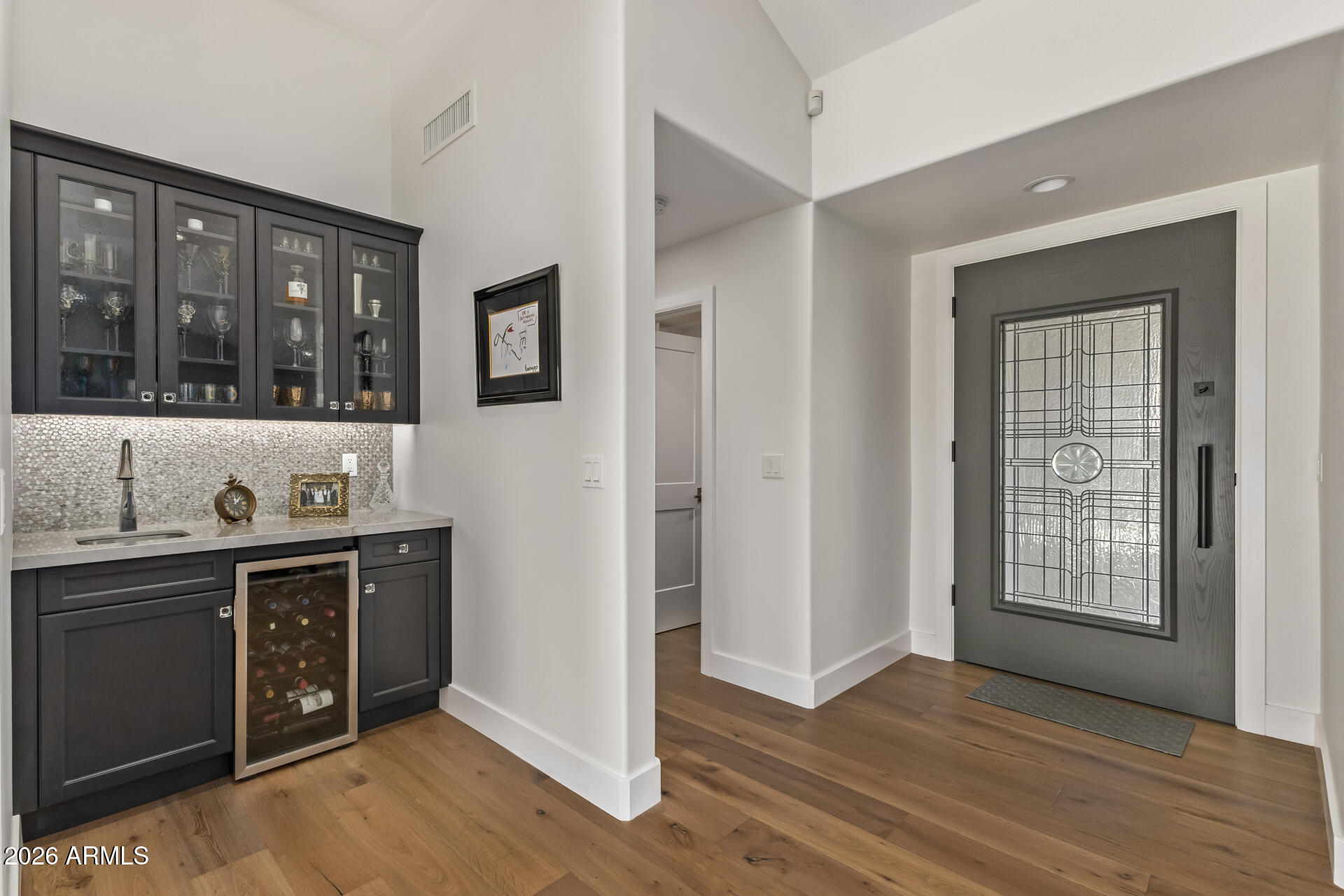 5635 E LINCOLN Drive 54