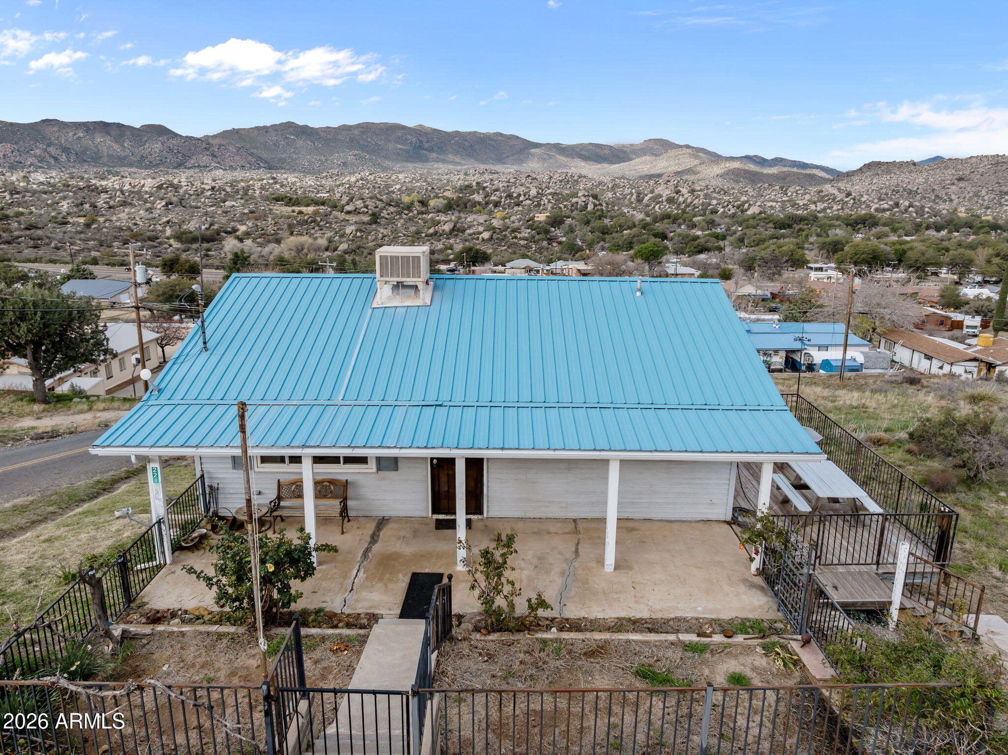 22876 S Crest --