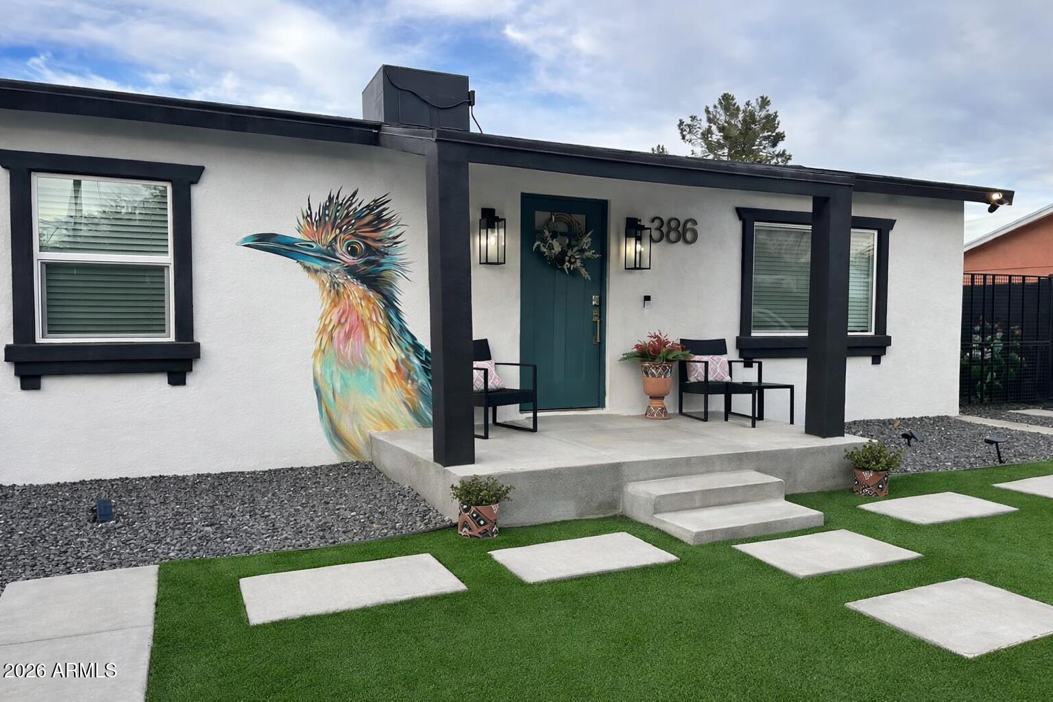 386 W FAIRVIEW Street