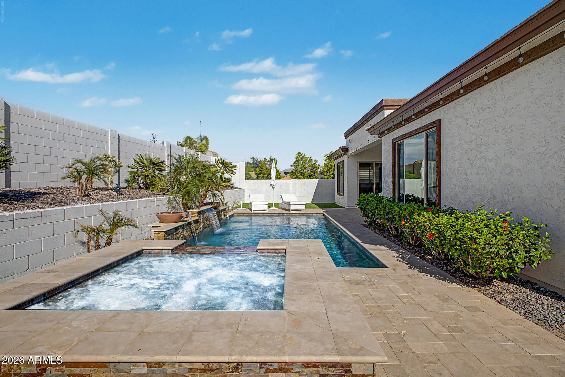 18378 W GOLDENROD Street