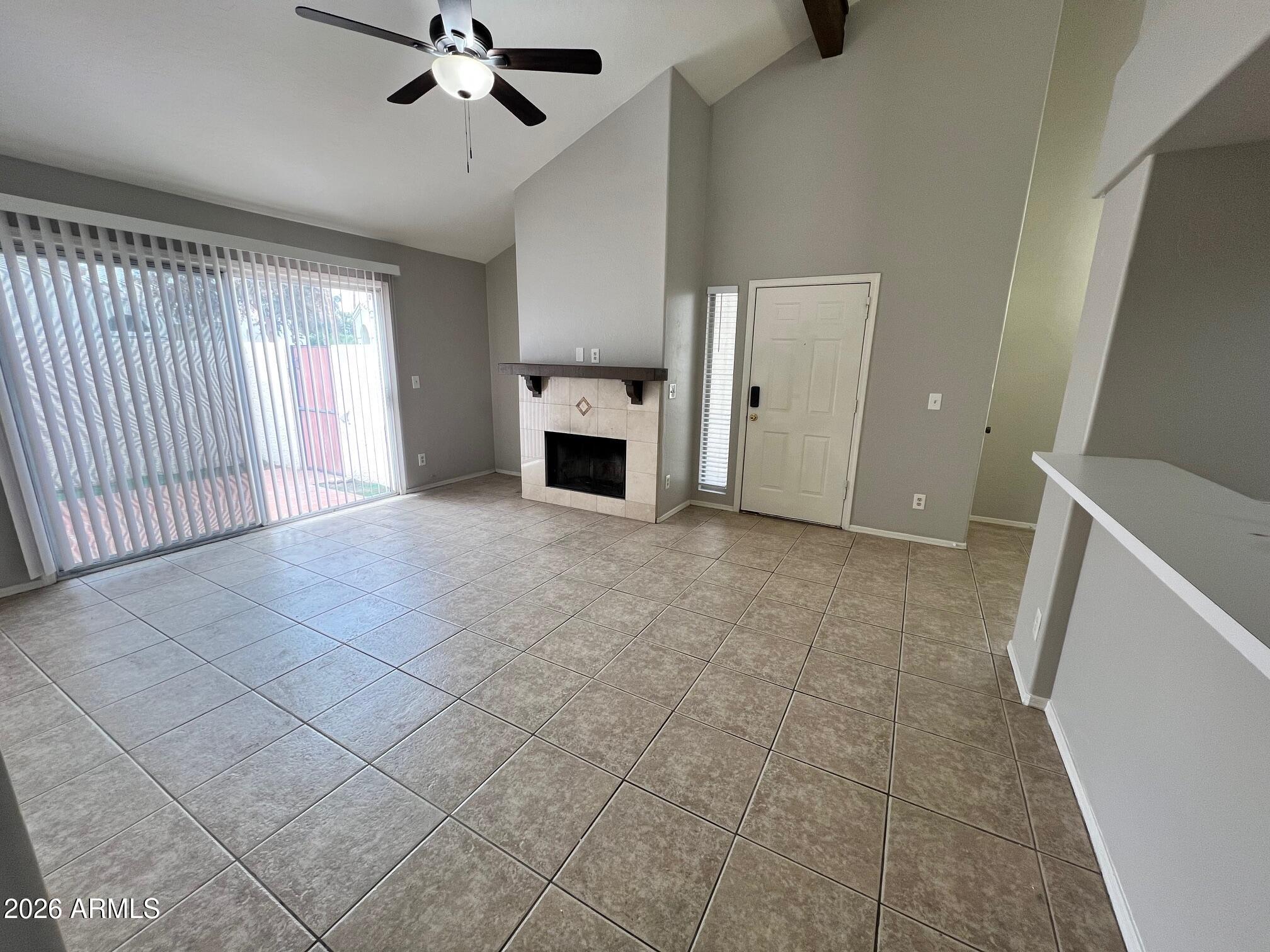 2100 W LEMON TREE Place 25