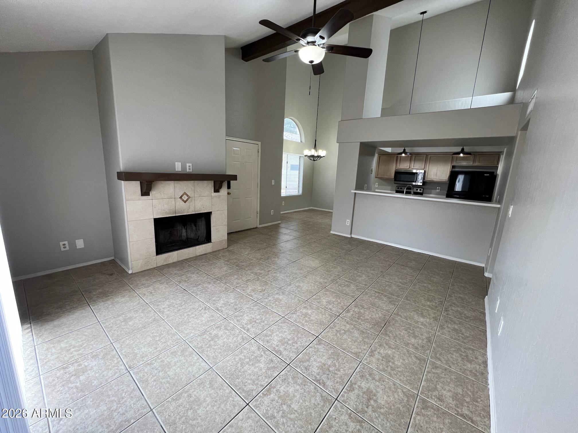 2100 W LEMON TREE Place 25