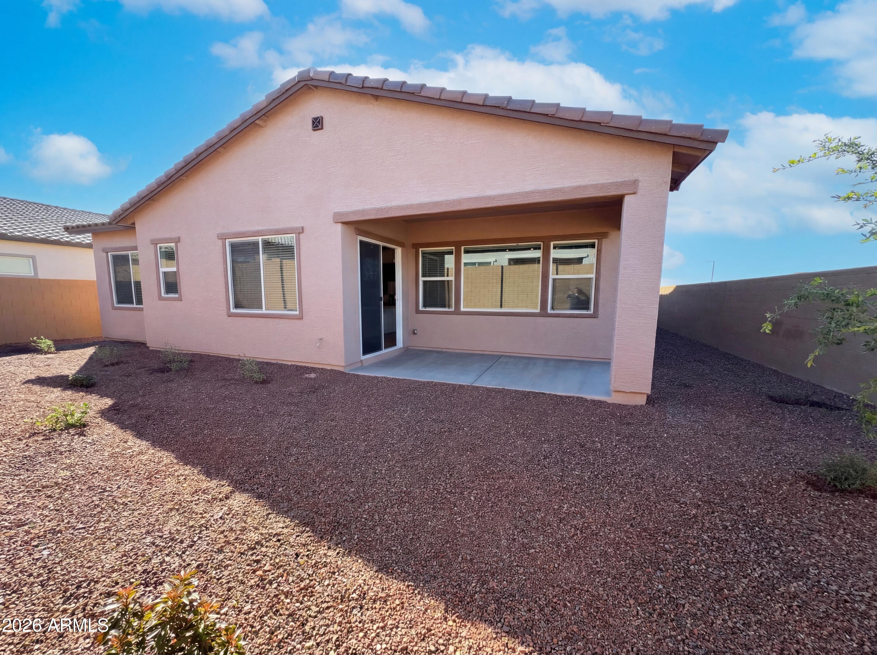 17624 W LUPINE Avenue