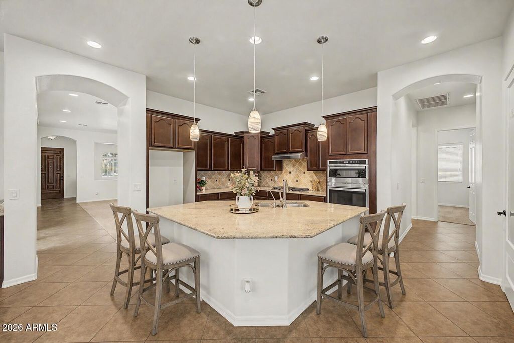 Photo of 2564 E Orleans Drive, Gilbert, AZ 85298 (MLS # 7018917)