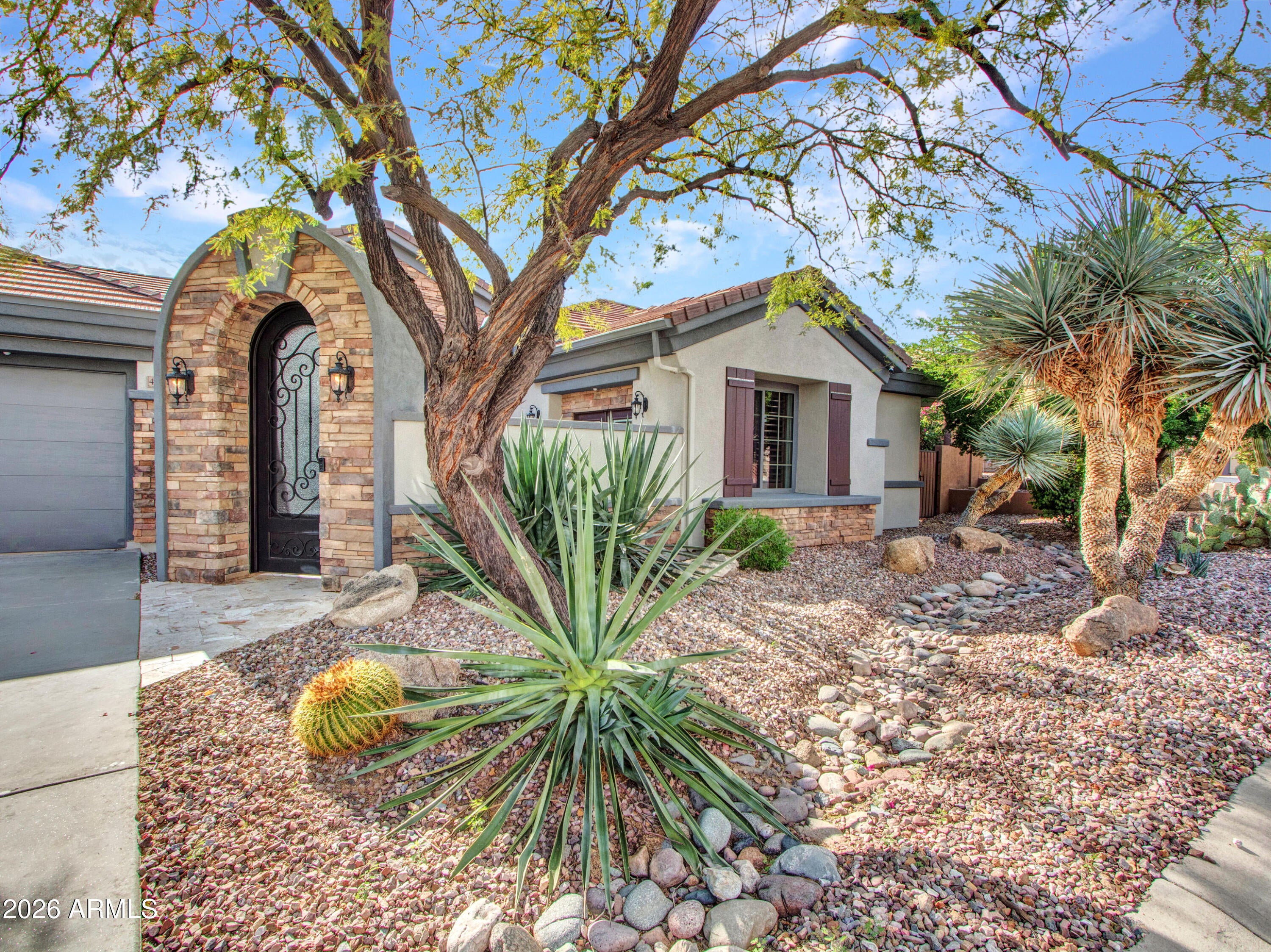 41810 N SIGNAL HILL Court