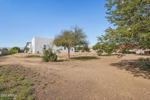 A home in Waddell