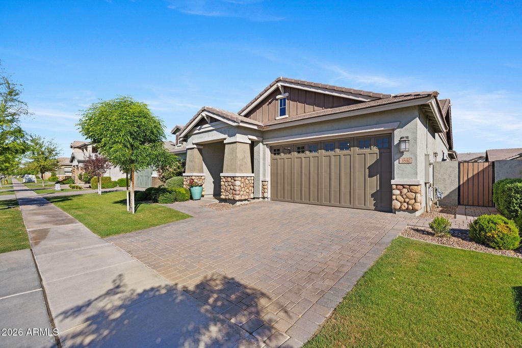 Photo of 3840 E Spring Wheat Lane, Gilbert, AZ 85296 (MLS # 7001555)