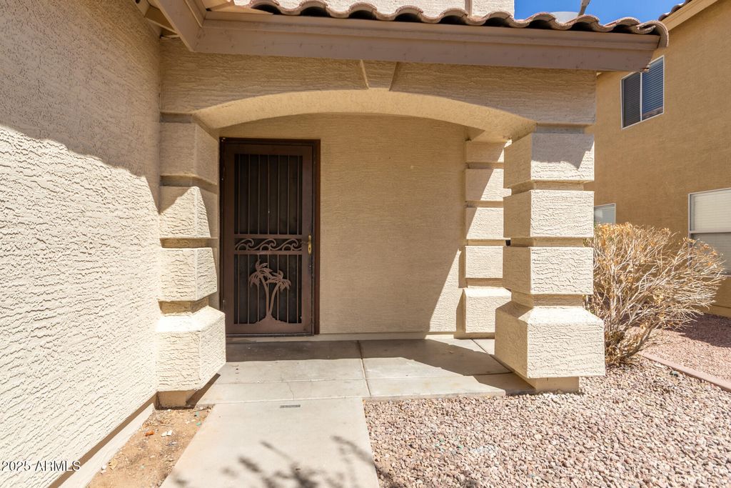 Photo of 12626 W Paradise Drive, El Mirage, AZ 85335 (MLS # 6919105)