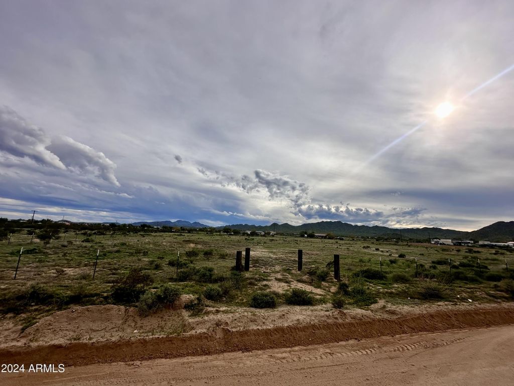 Photo of 54175 W Camino Real Road #69, Maricopa, AZ 85139 (MLS # 6670478)