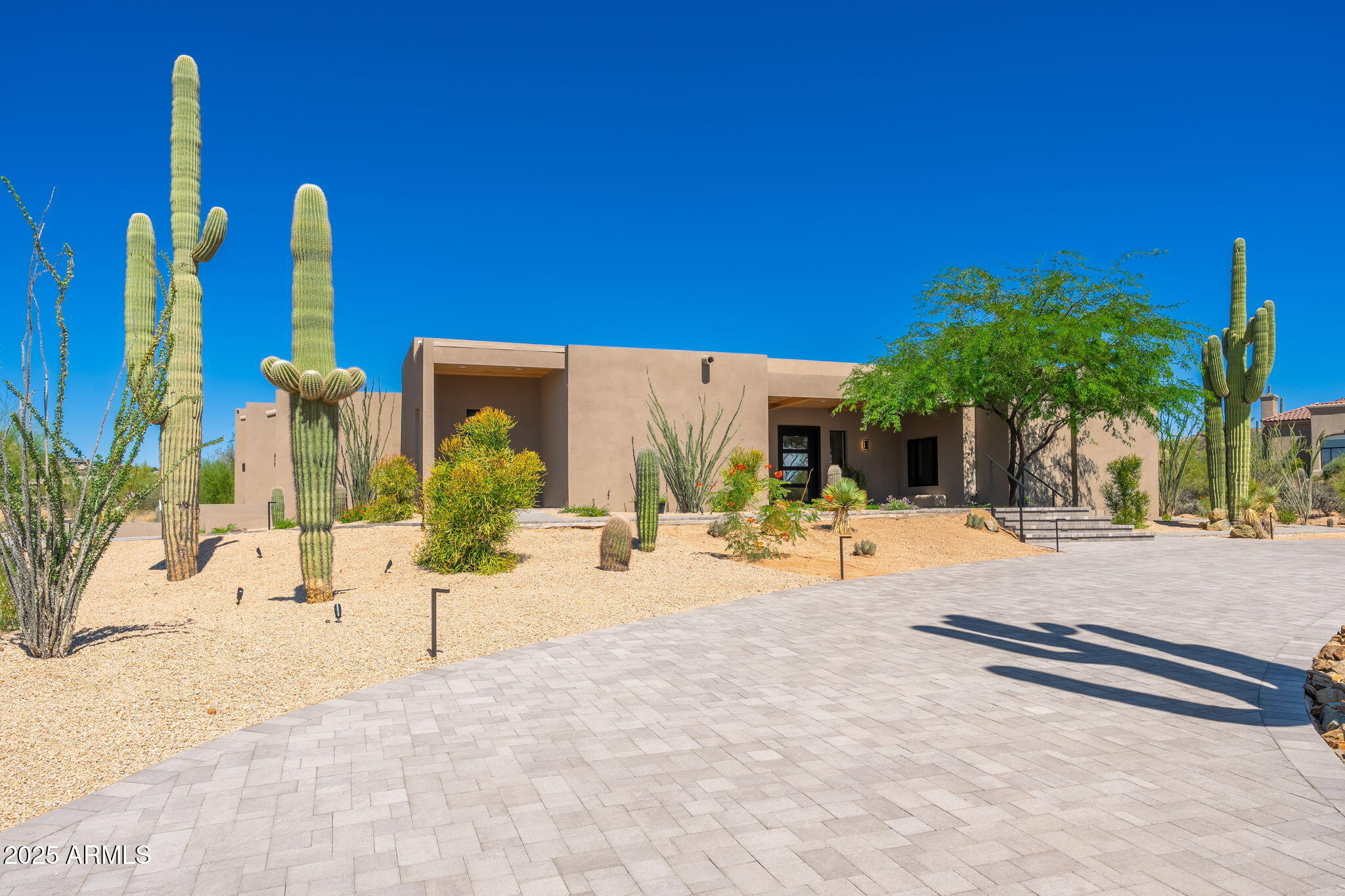 10160 E SADDLE HORN Trail