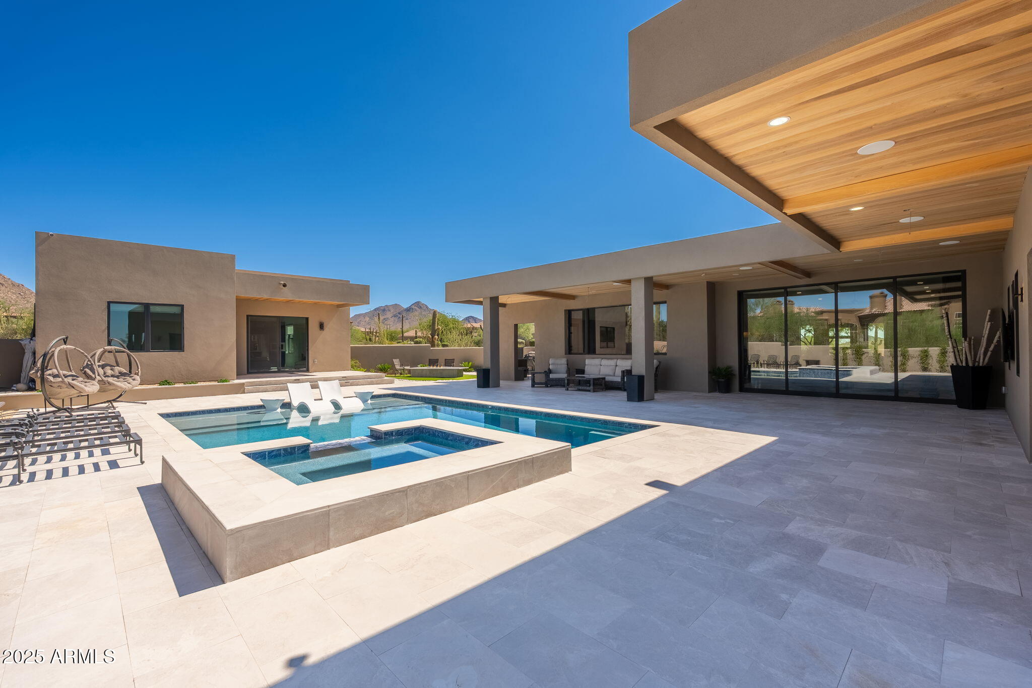 10160 E SADDLE HORN Trail