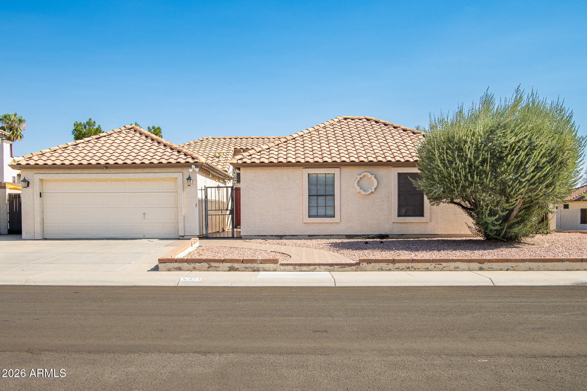 5431 W COCHISE Drive